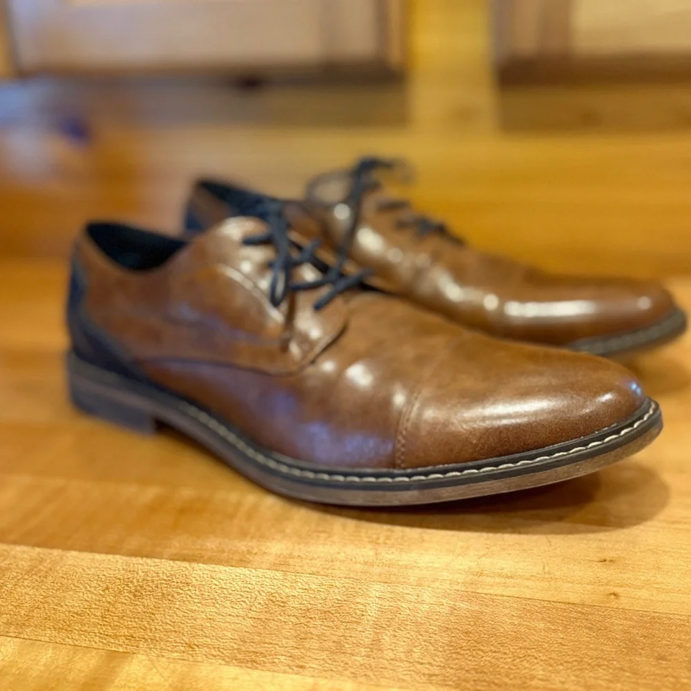 Restoration Lowry Men's Two Toned Cap Toe Oxford Dress Shoes. 7‎